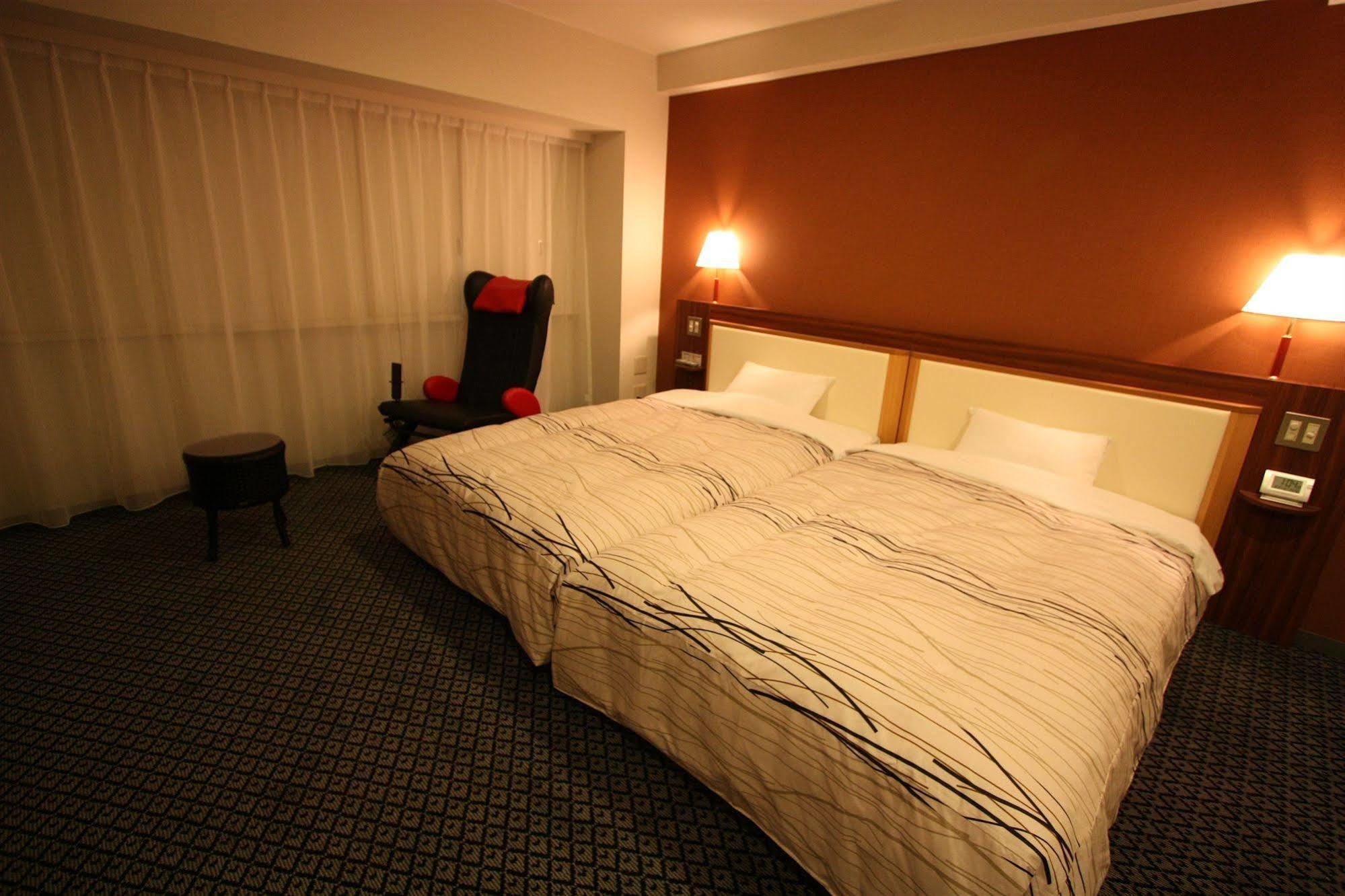 Kanazawa Manten Hotel Ekimae Extérieur photo