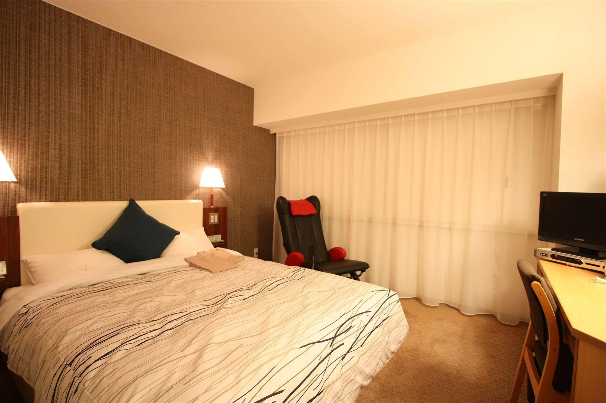 Kanazawa Manten Hotel Ekimae Extérieur photo