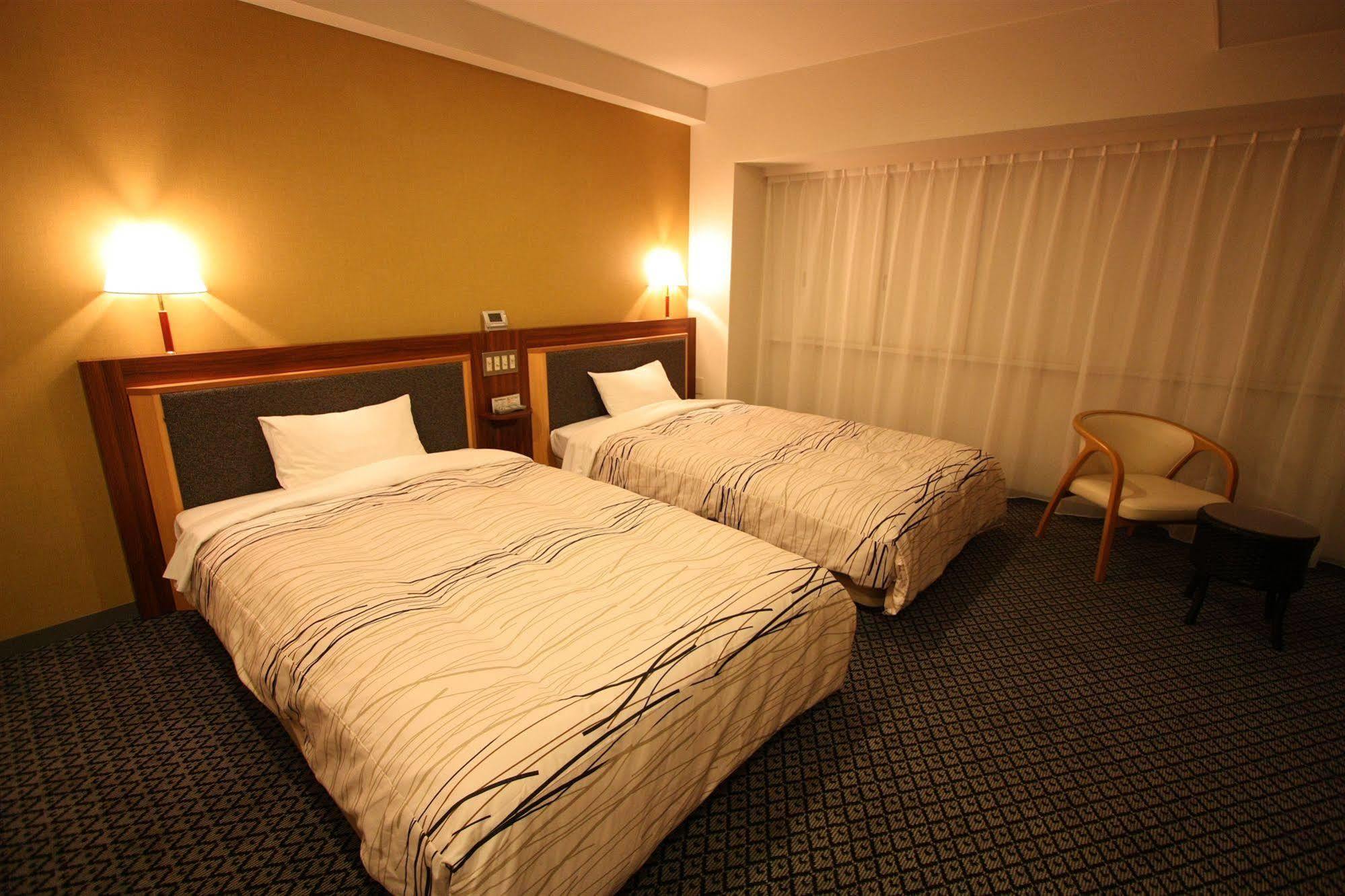 Kanazawa Manten Hotel Ekimae Extérieur photo